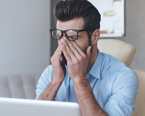 Digitálna zraková únava: Ako chrániť svoj zrak v ére obrazoviek 